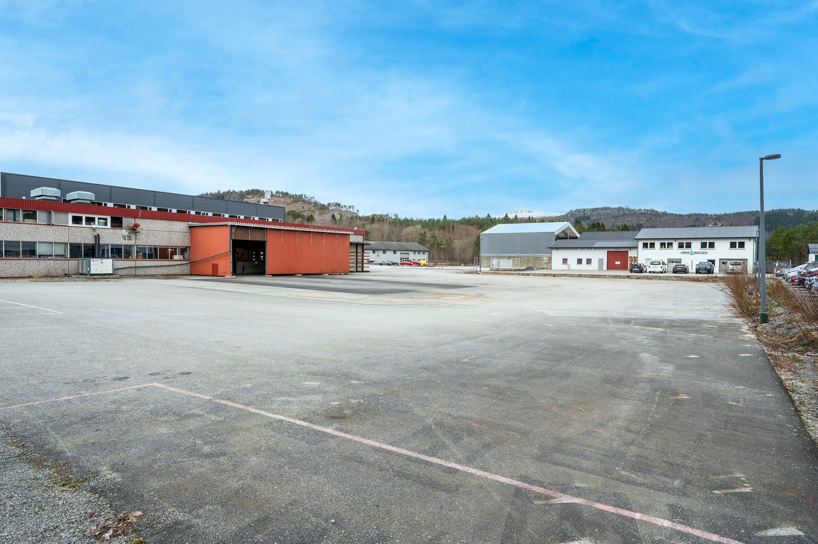 Stort disponibelt uteareal Galleribilde