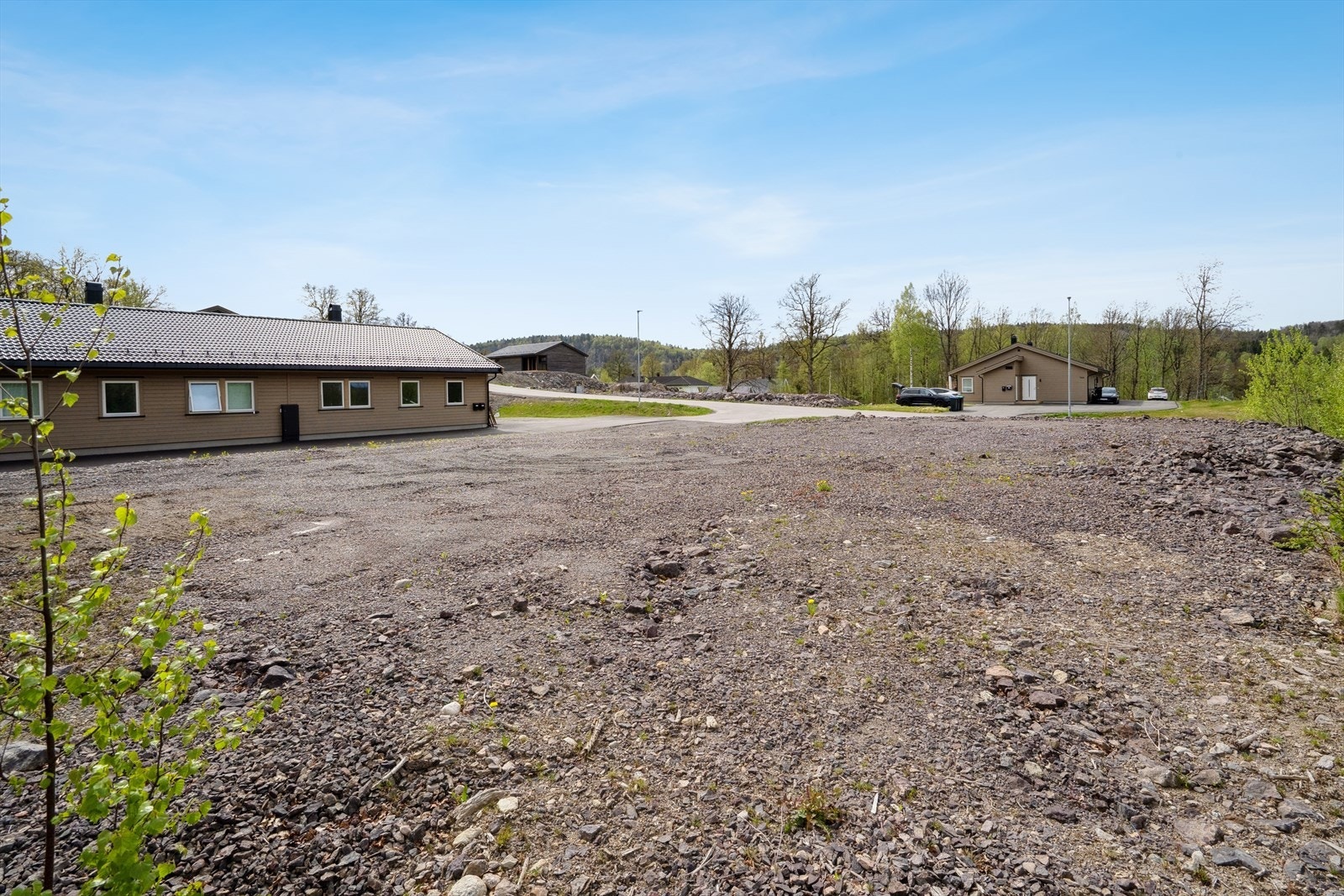Frittliggende garasje kan tillates oppført på inntil 50 kvm bruttoareal. Galleribilde