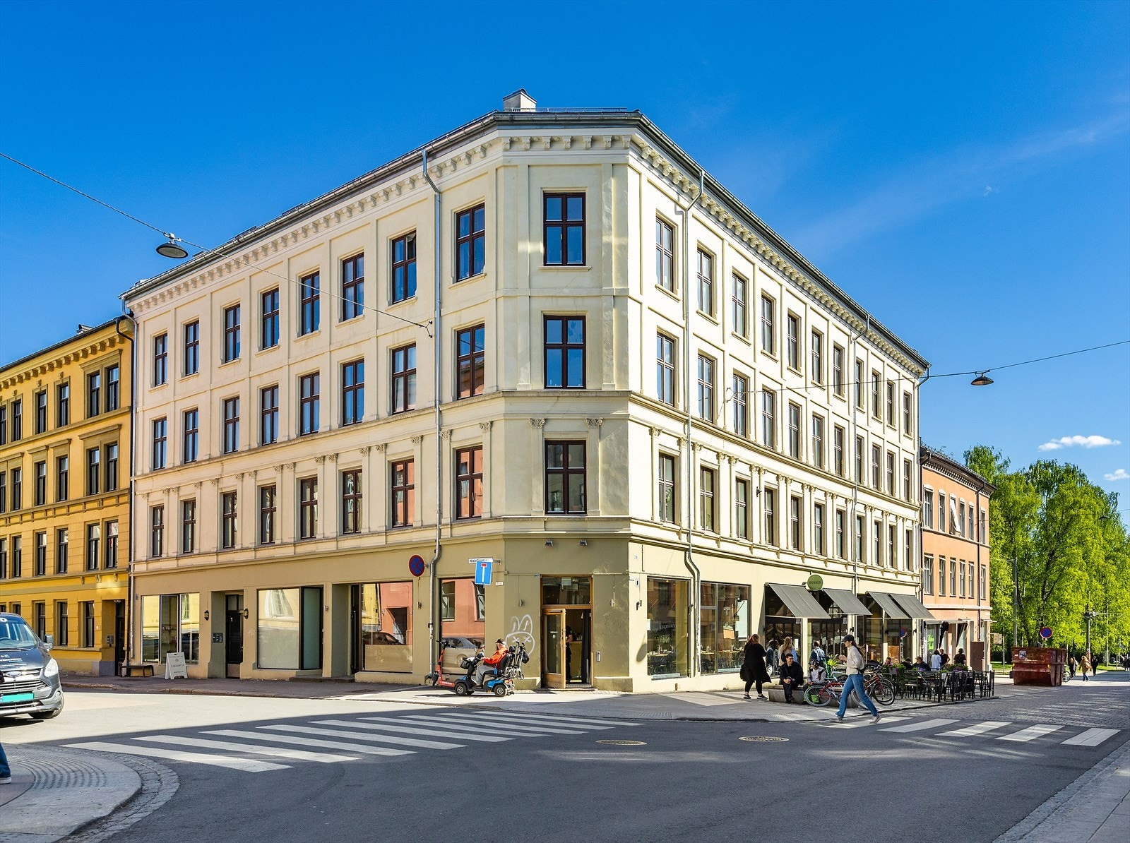 Fin beliggenhet med alt Løkka har å by på, men allikevel ligger skjermet fra trikk og støy. Galleribilde