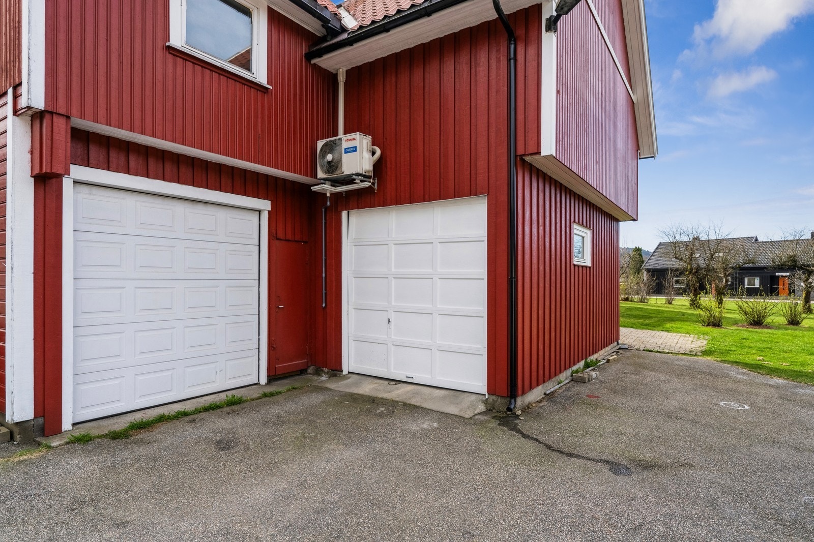 Garasje som medfølger. Galleribilde