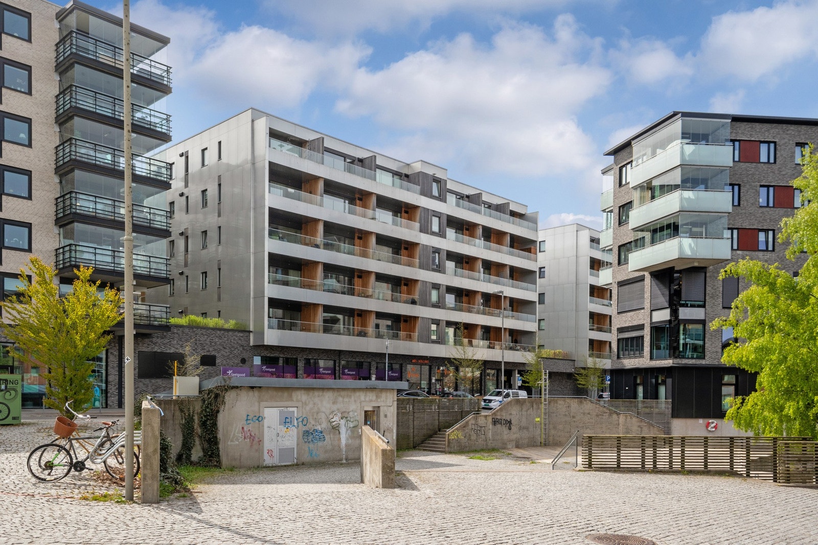 Bo med sjøen rett utenfor døren og kort vei til et yrende byliv i Tønsberg sentrum. Galleribilde