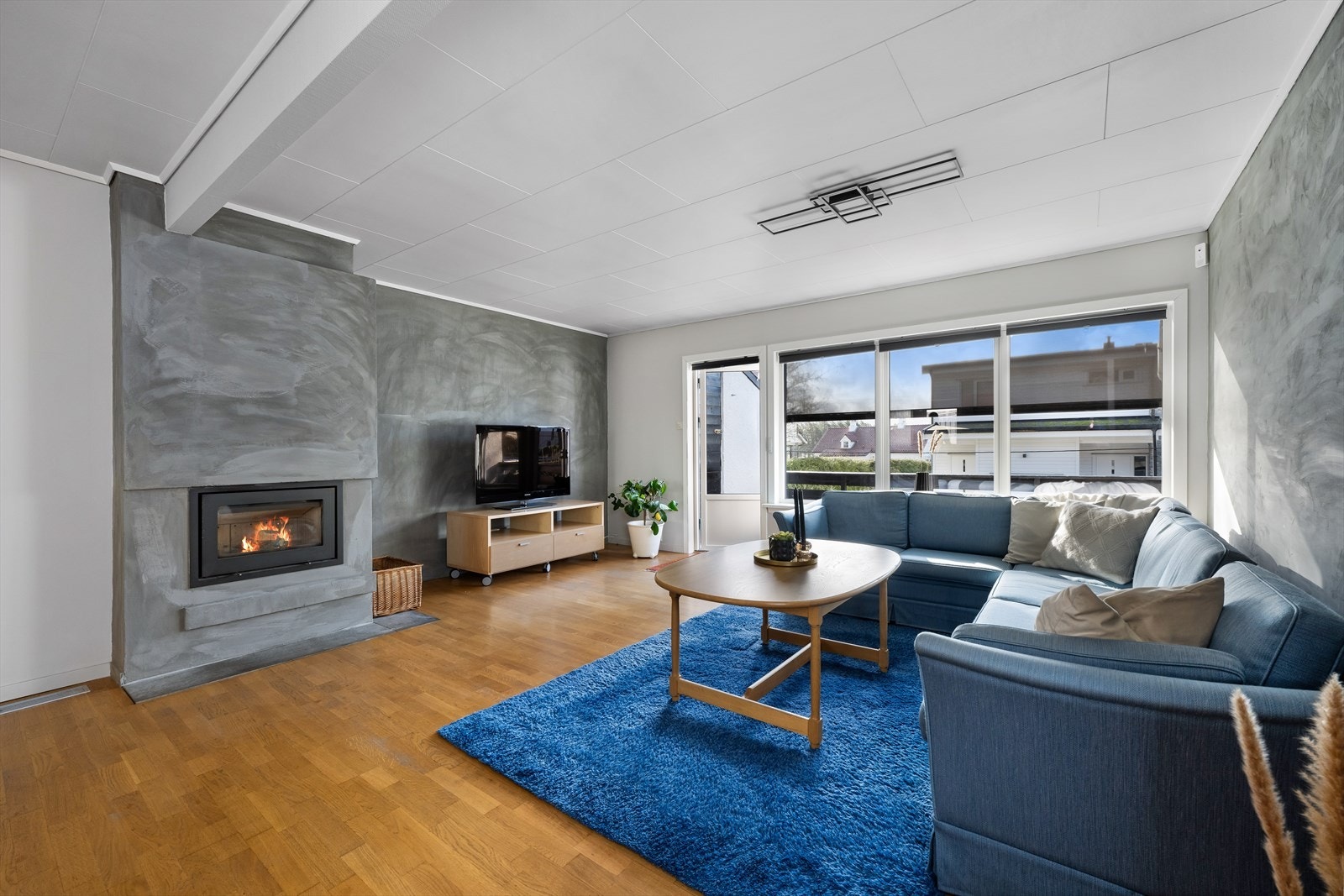 Fana sparebank eiendom v/ Lars D. Mæland presenterer dette flotte rekkehuset i Rogges vei 14! Galleribilde