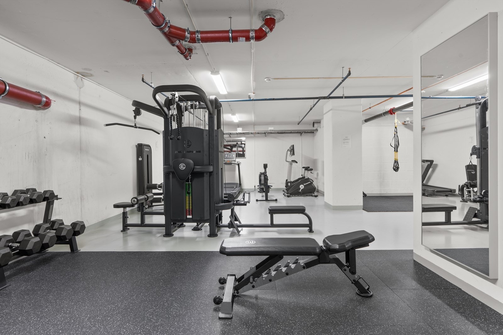 Det er felles treningsrom for beboerne i sameiet. Galleribilde