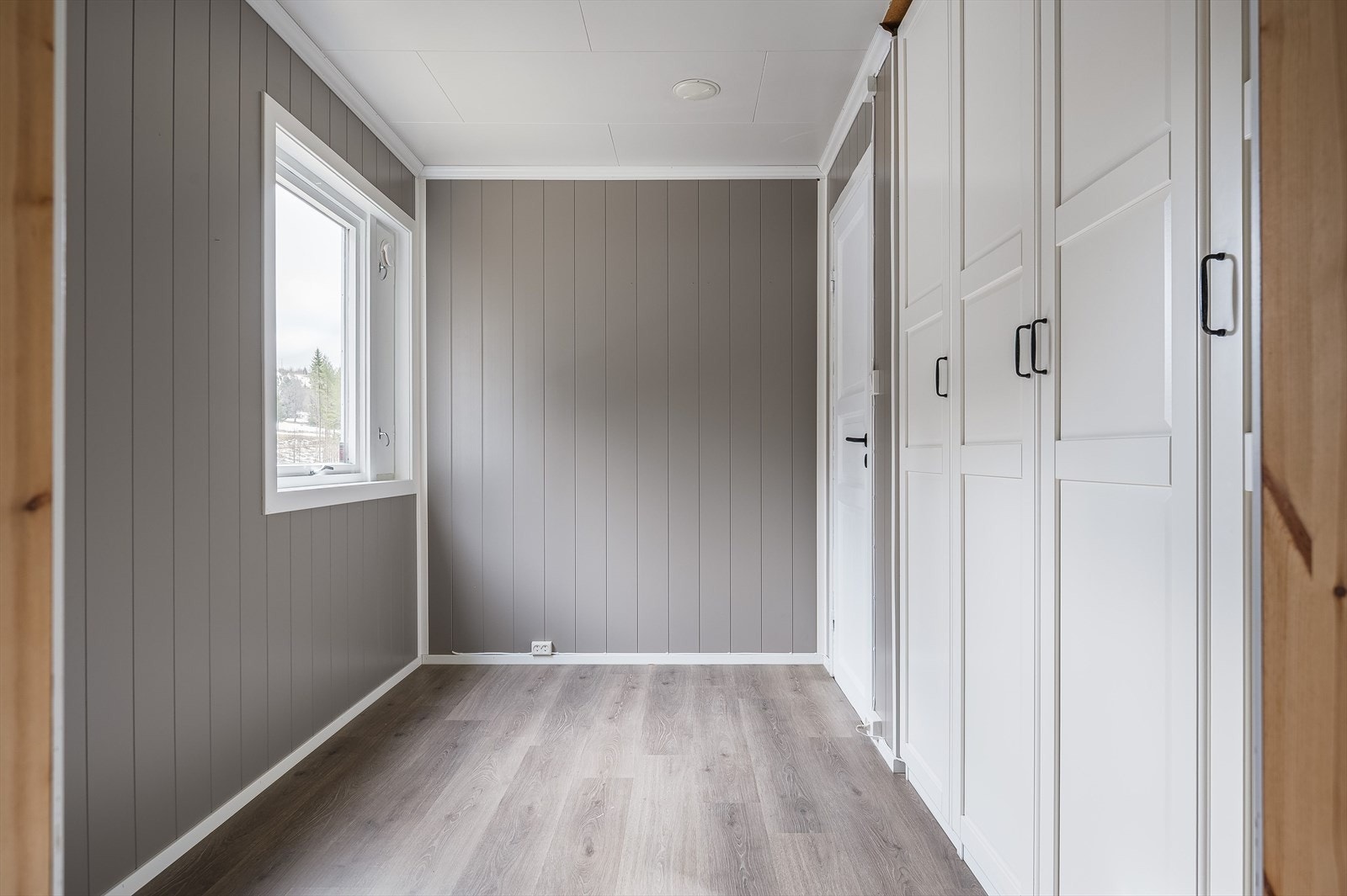 Soverom 1 med skap Galleribilde