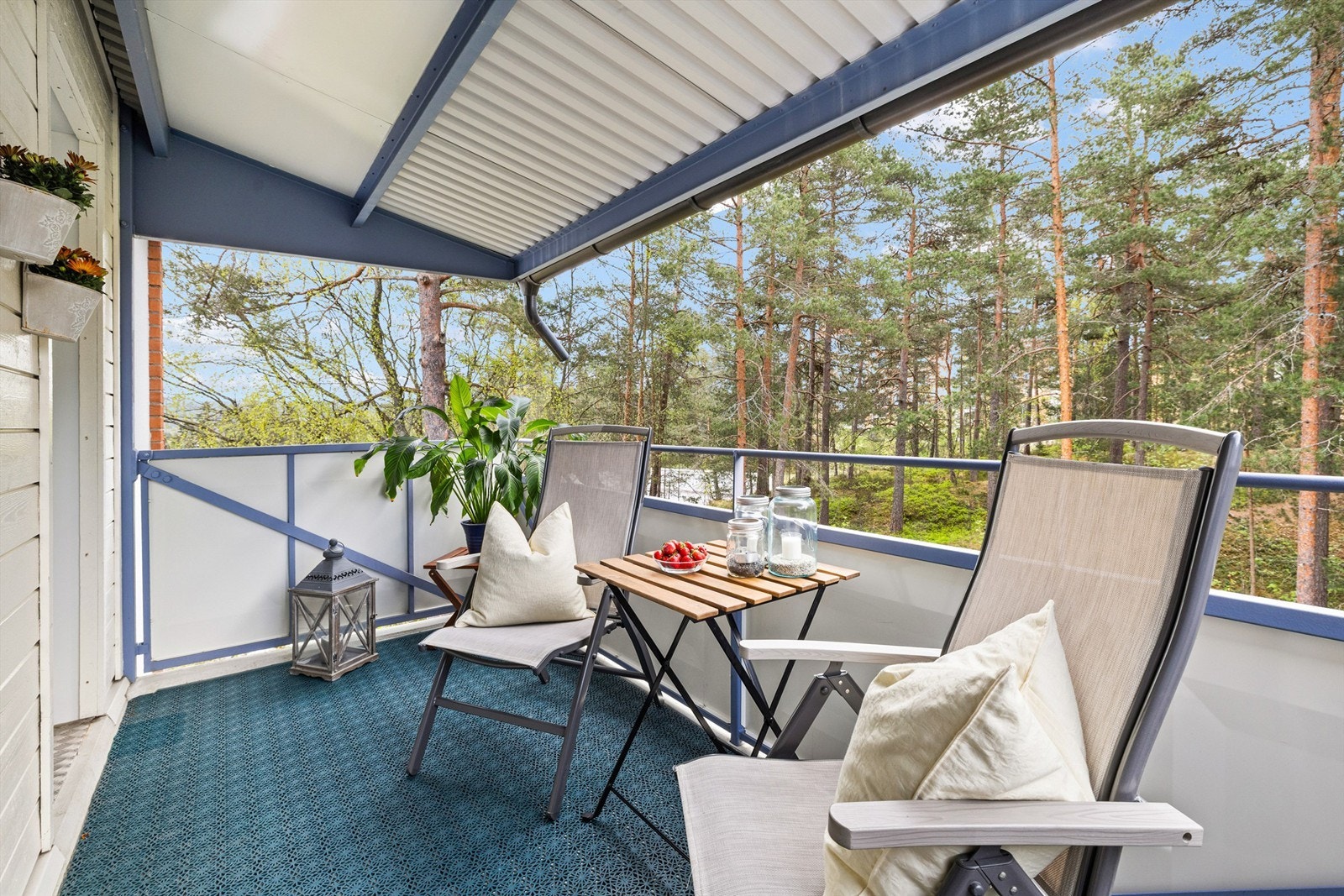 Takoverbygget sydvendt balkong Galleribilde