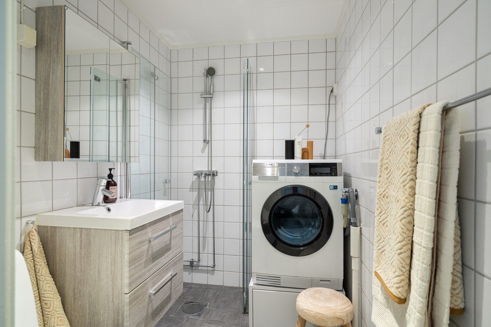 Baderommet er fra ca. 2005 Galleribilde