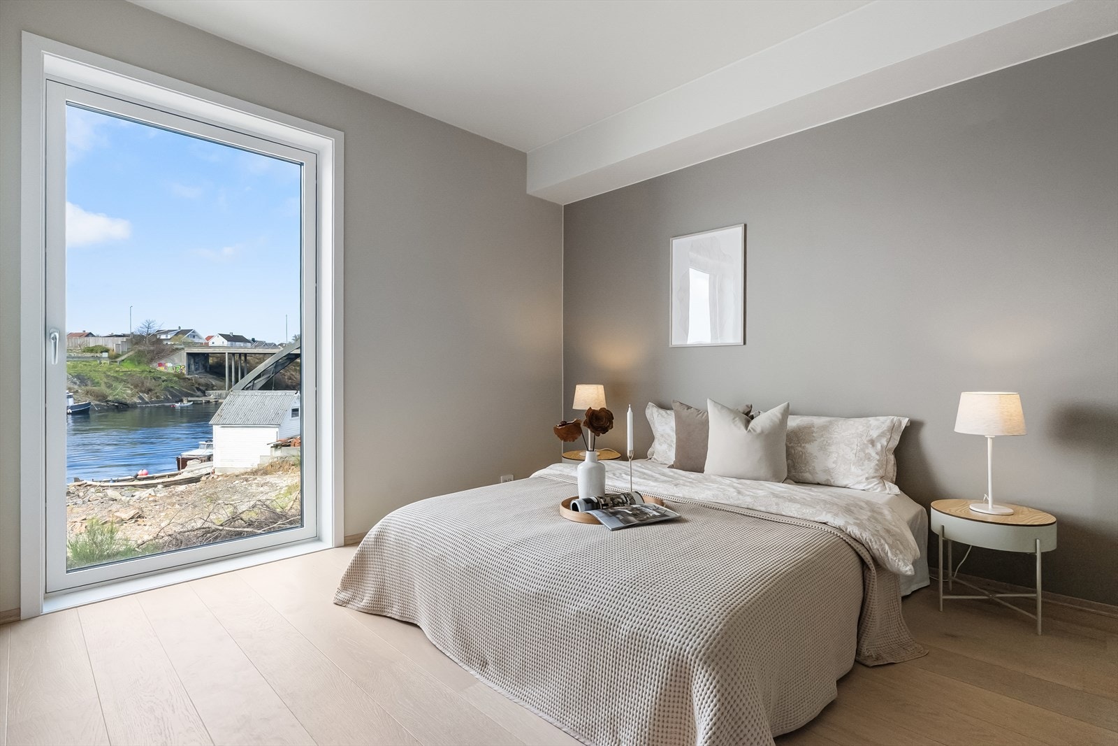 Herlig, romslig hovedsoverom Galleribilde