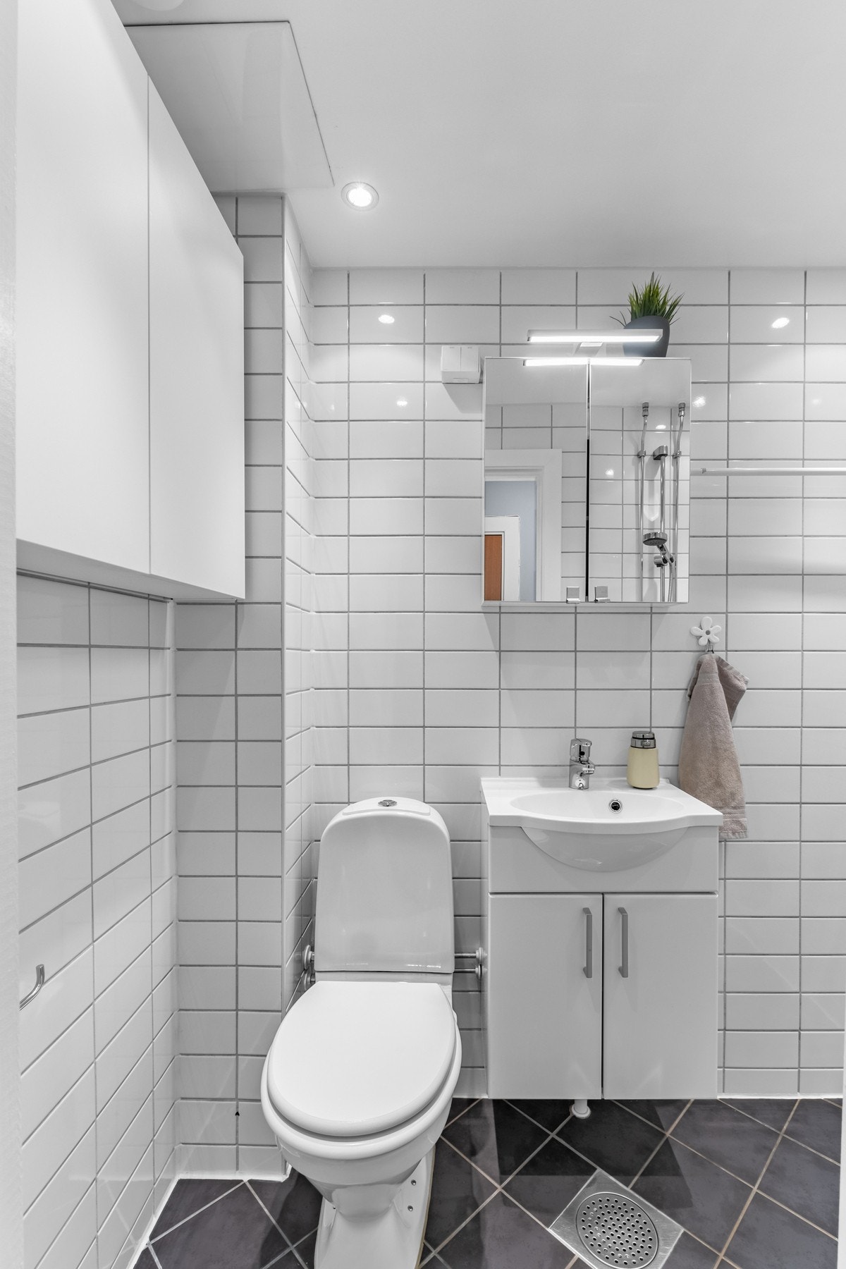 Pent helflislagt bad pusset opp i regi av borettslaget i 2006. Galleribilde