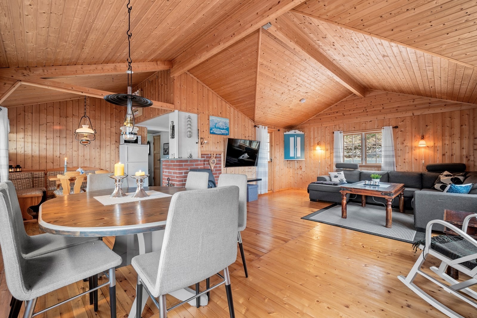 Stue/spisestue har et allrom på 37 kvm. Galleribilde