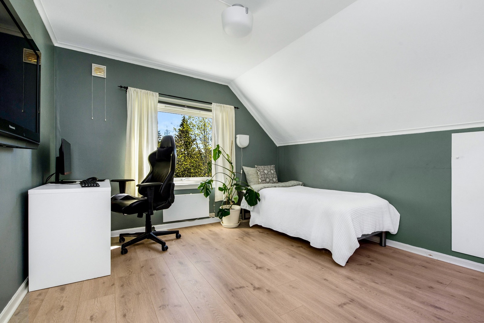 Soverom 2 med knekott Galleribilde