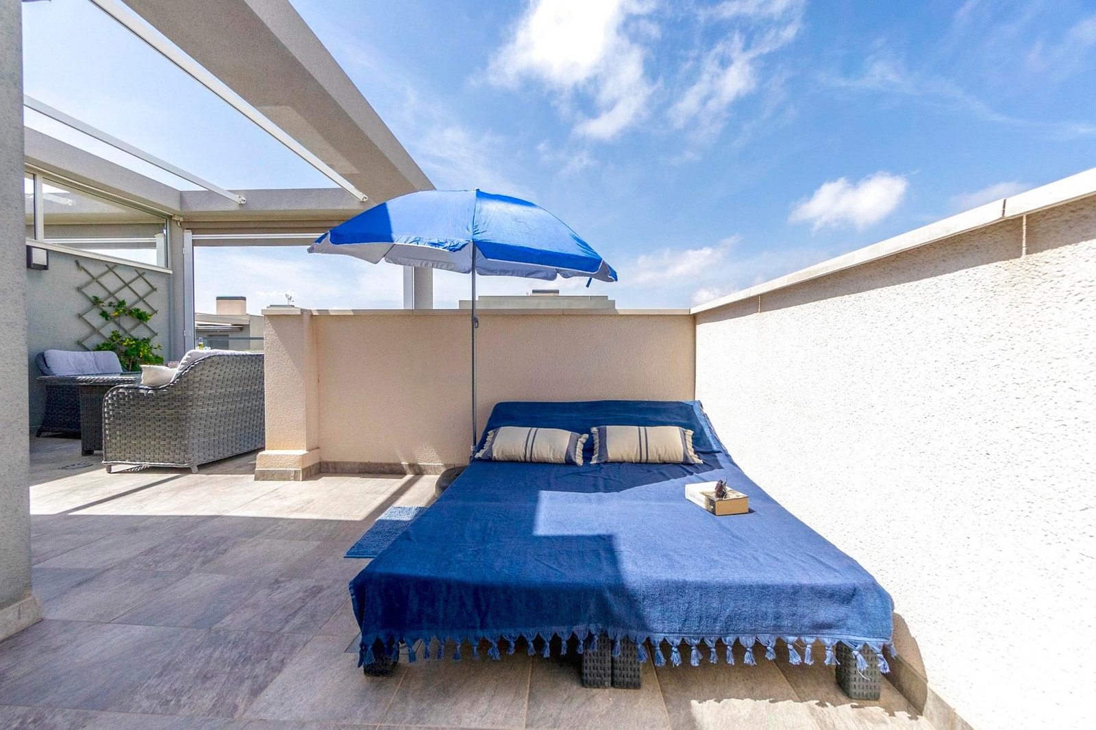 Terrasse i 2. etasje Galleribilde