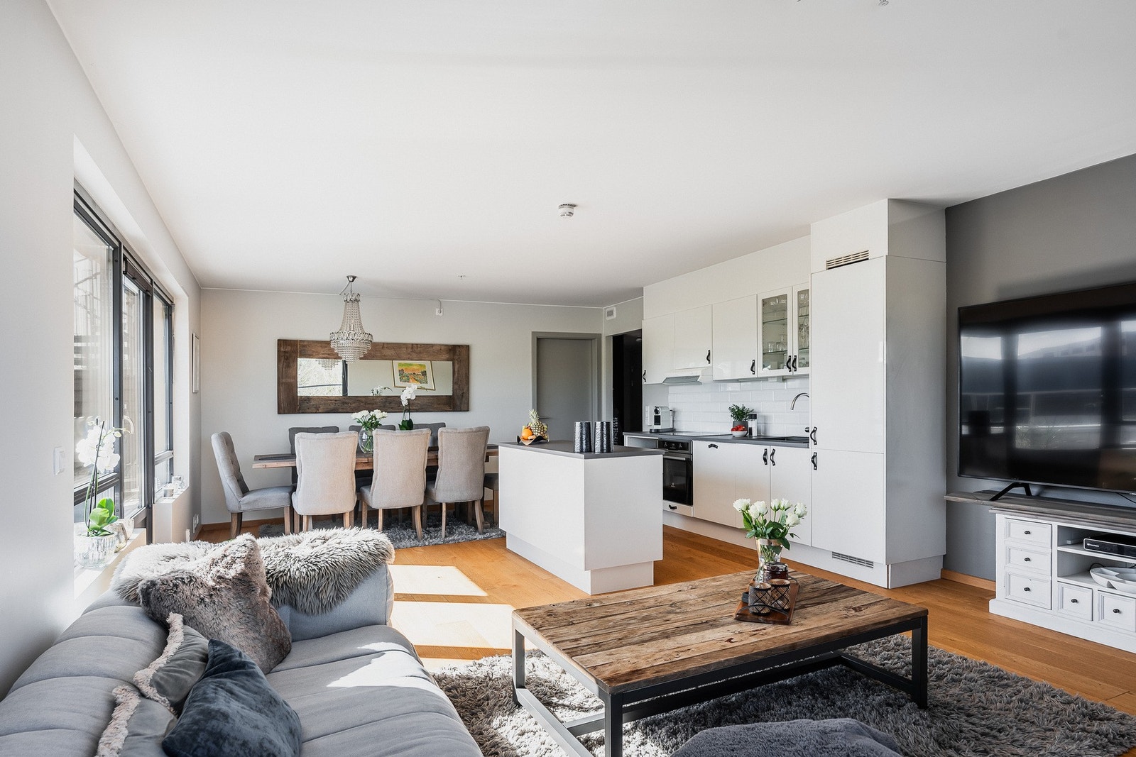 Lys og lekker 3-roms penthouseleilighet. Galleribilde