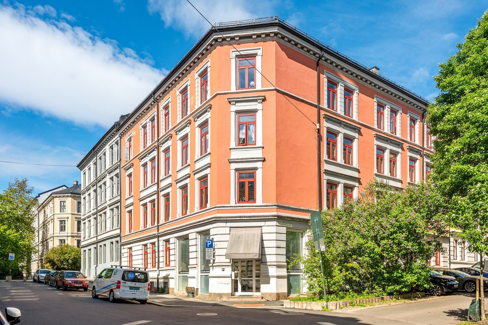 Fasade Professor Lochmanns gate 2B. Sameiet har god vedlikeholdshistorikk. Galleribilde