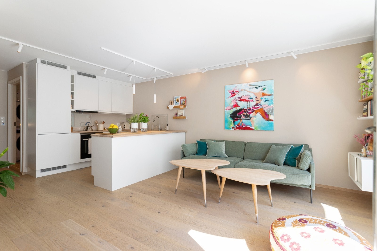 Stue mot kjøkken Galleribilde