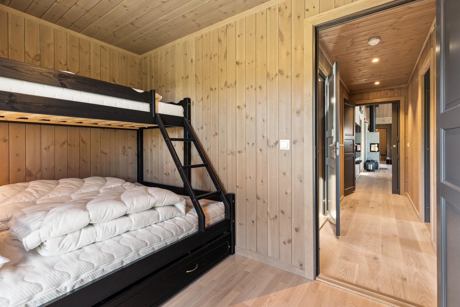 Soverom II og III er begge innredet med stor køyeseng. Galleribilde