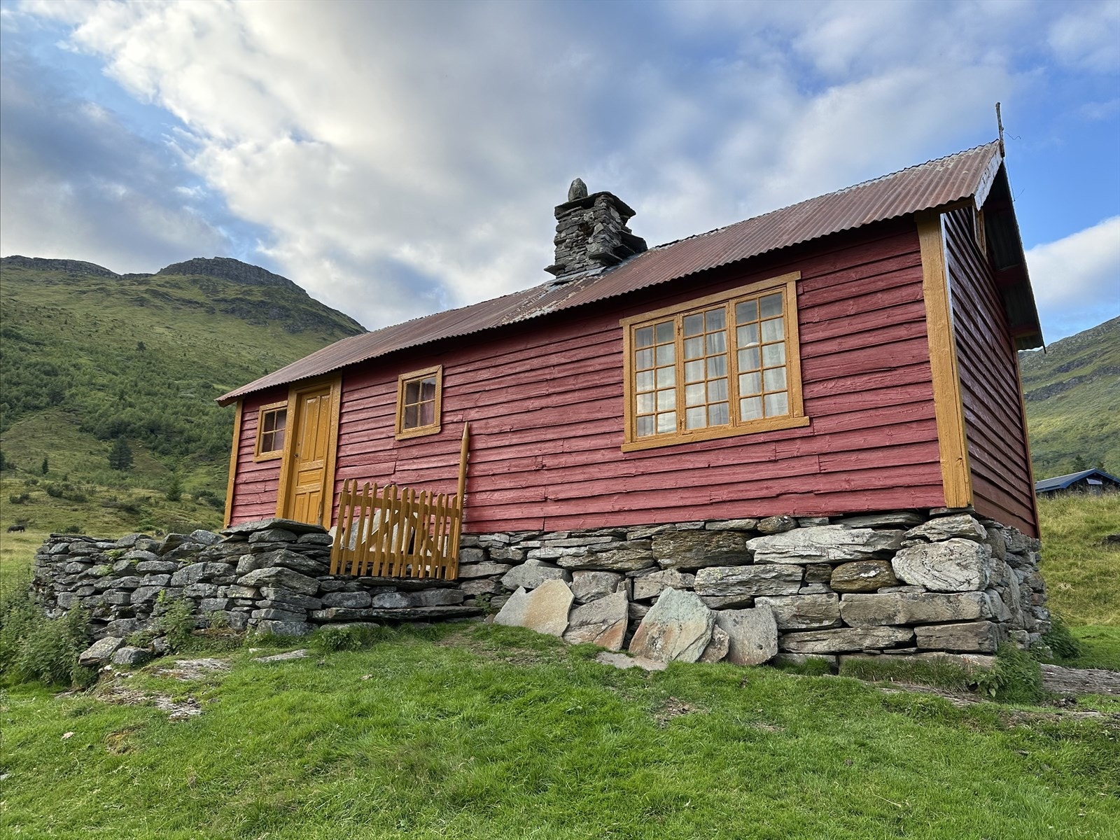 Navarsete er eit fint utgangspunkt for turar til mellom anna Heggdalsvatnet, som er eit populært fiskevatn. Galleribilde