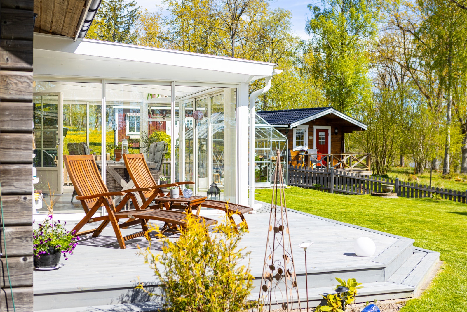 Solaltan i anslutning Galleribilde