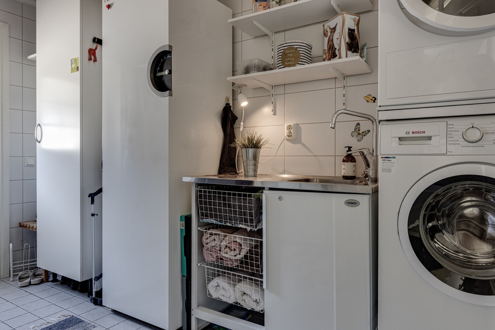 Tvättstuga med dusch och bastu Galleribilde