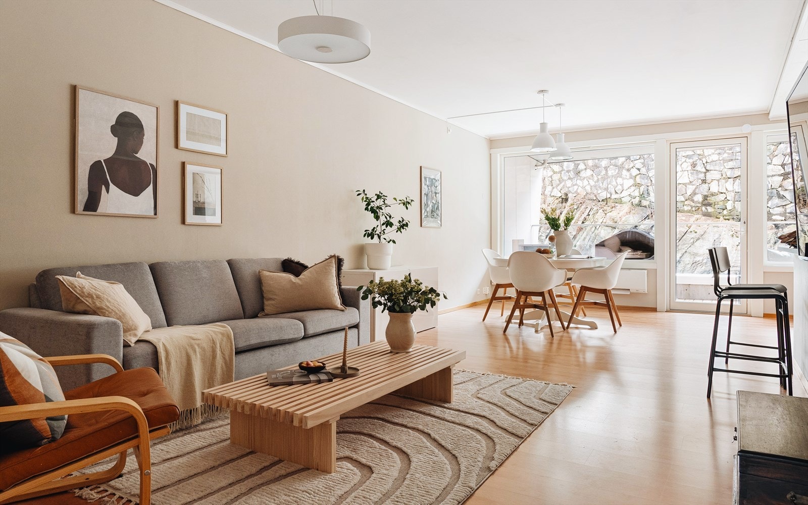 Velkommen til Elvenesvegen 54 presentert av Isak Bruarøy v/Fana Sparebank Eiendom Galleribilde