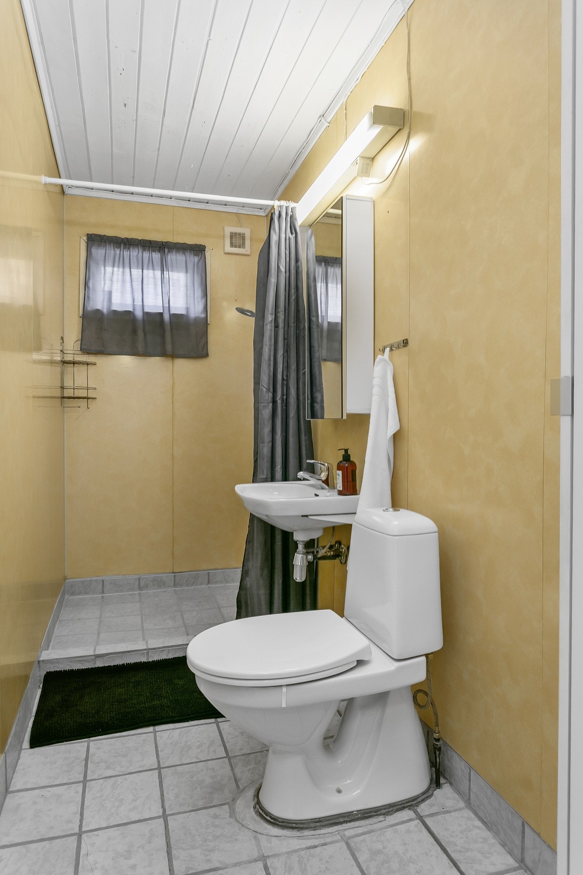 Bad på 4m². Galleribilde