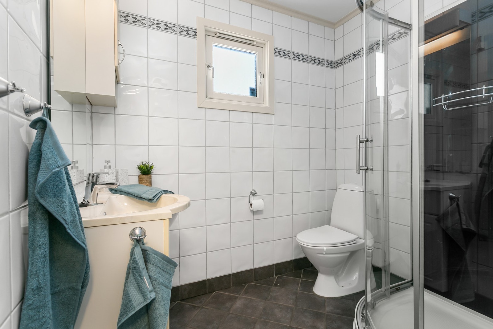 Badet i hovedetasjen er på 3,5m². Galleribilde