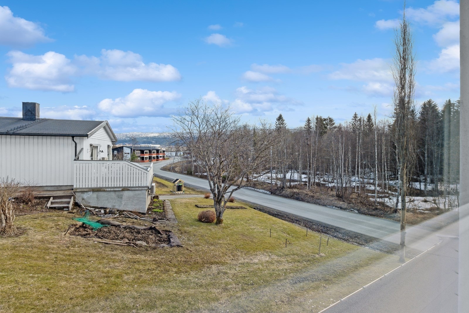 Utsikt fra soveromsvindu. Galleribilde