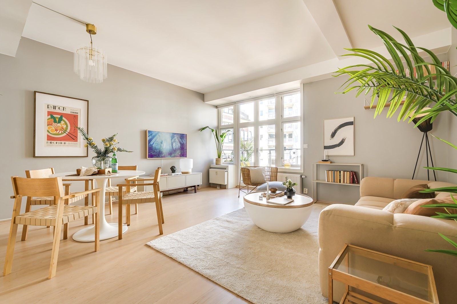 4-roms med hybeldel, heisadkomst og mulighet for kjøp av p-plass Galleribilde