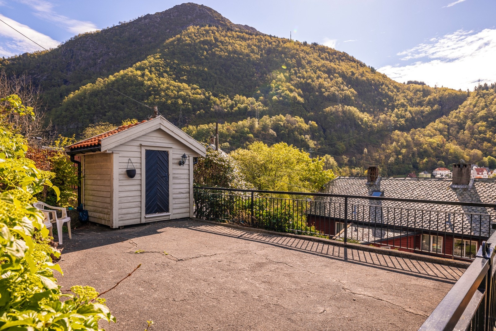 - Her er det også en felles redskapsbod - Galleribilde