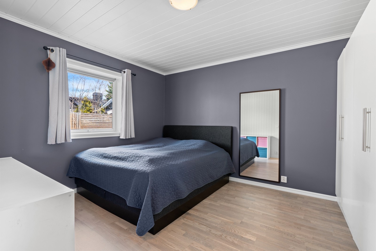 Hovedsoverommet i boligens 1. etasje. Galleribilde