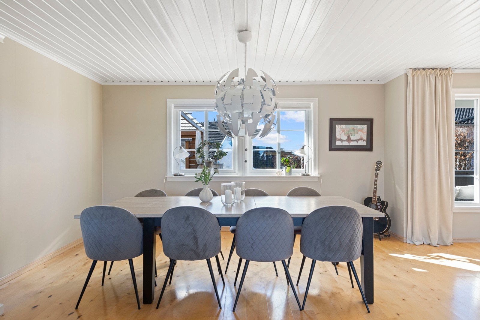 Spisestue. Galleribilde