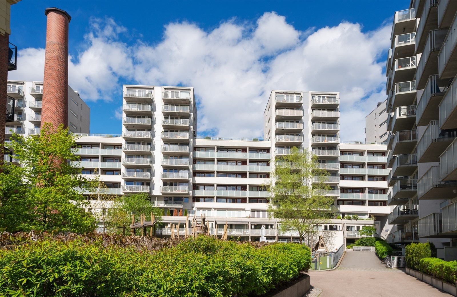 Leiligheten ligger flott til i 6. etasje! Galleribilde