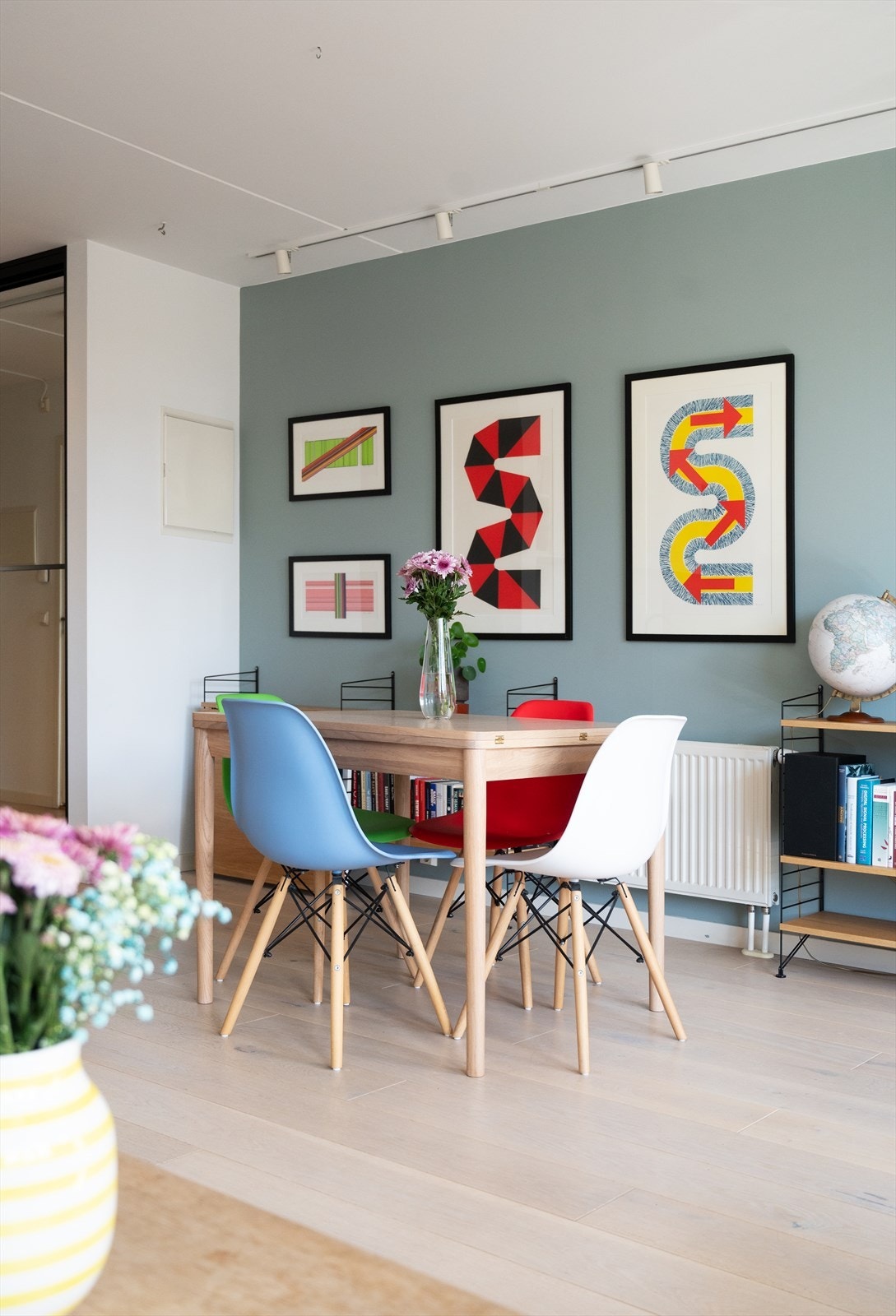 I tilknytning til kjøkkenet kan man innrede med en hyggelig spisegruppe. Galleribilde