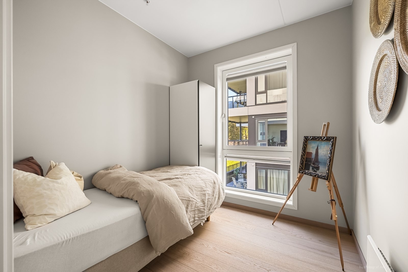 Soverom 2 er av fin størrelse og passer perfekt som barnerom, gjesterom eller kontor. Galleribilde