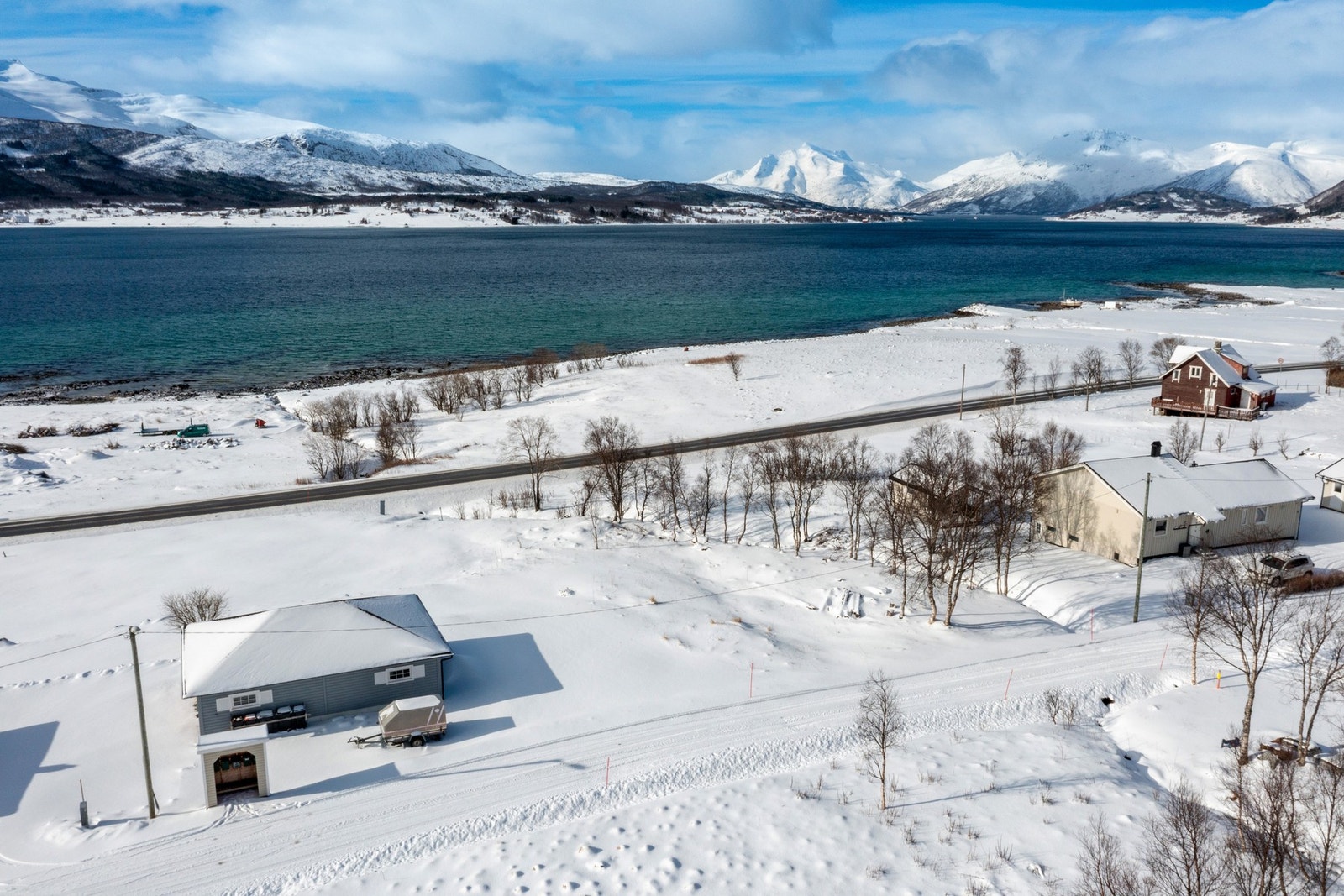 Landlig og fint område. Galleribilde