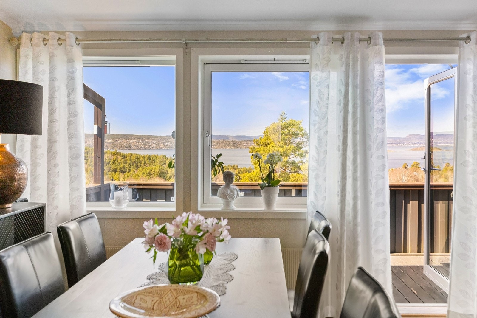 Flott utsikt fra spiseplassen Galleribilde