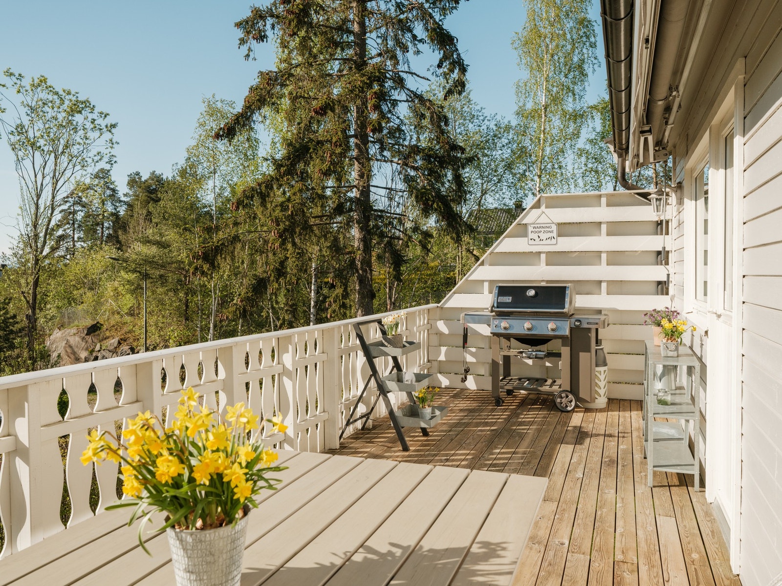 Utgang fra stue/spisestue til solrik veranda på 18 kvm. Galleribilde