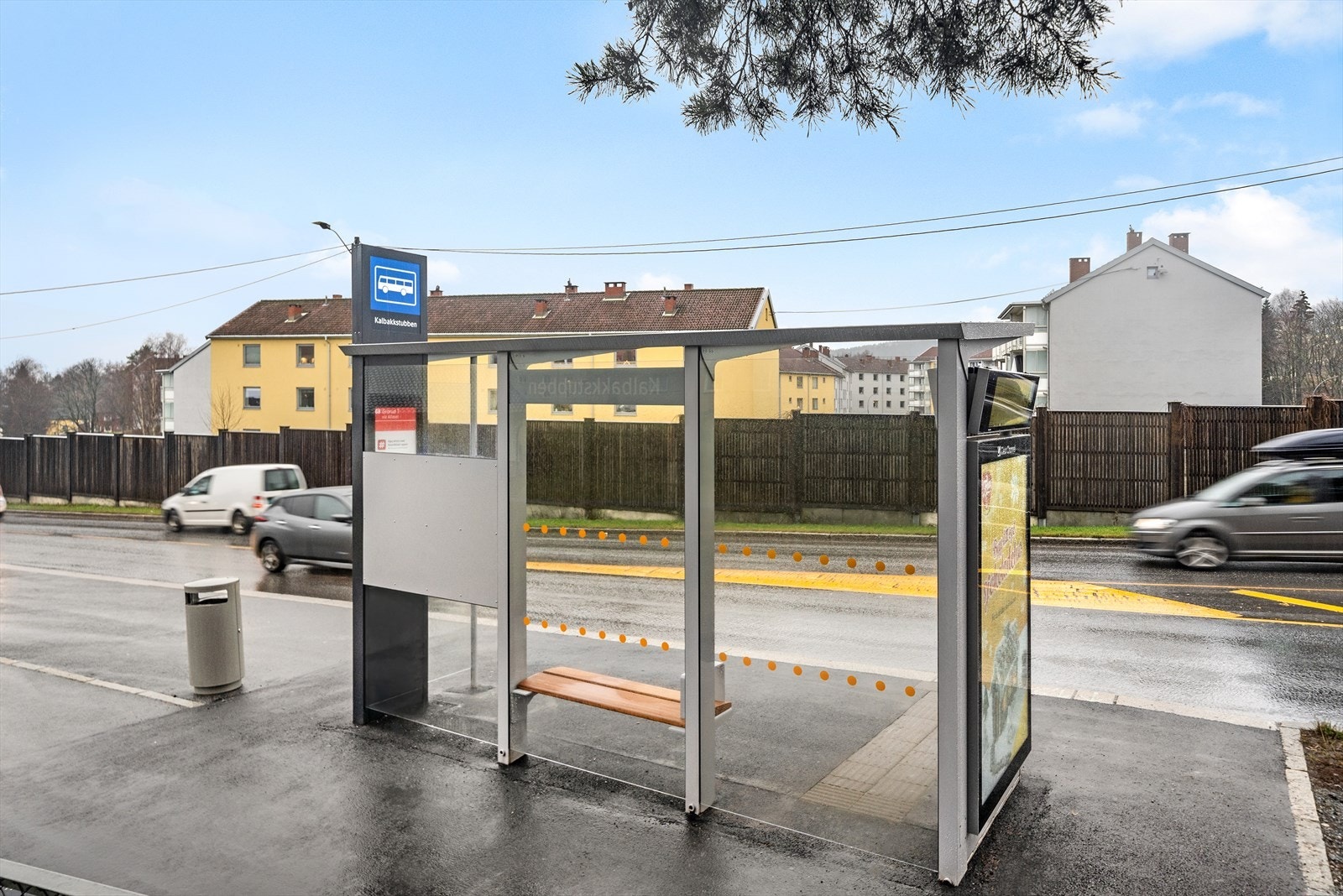 Kalbakkstubben bussholdeplass. Galleribilde