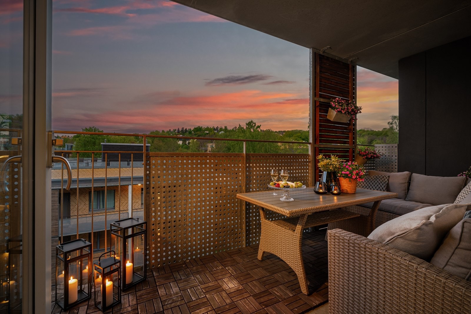 Malin Hveem v/ Nordvik Frogner ønsker velkommen til Hoffsveien 10B! Galleribilde