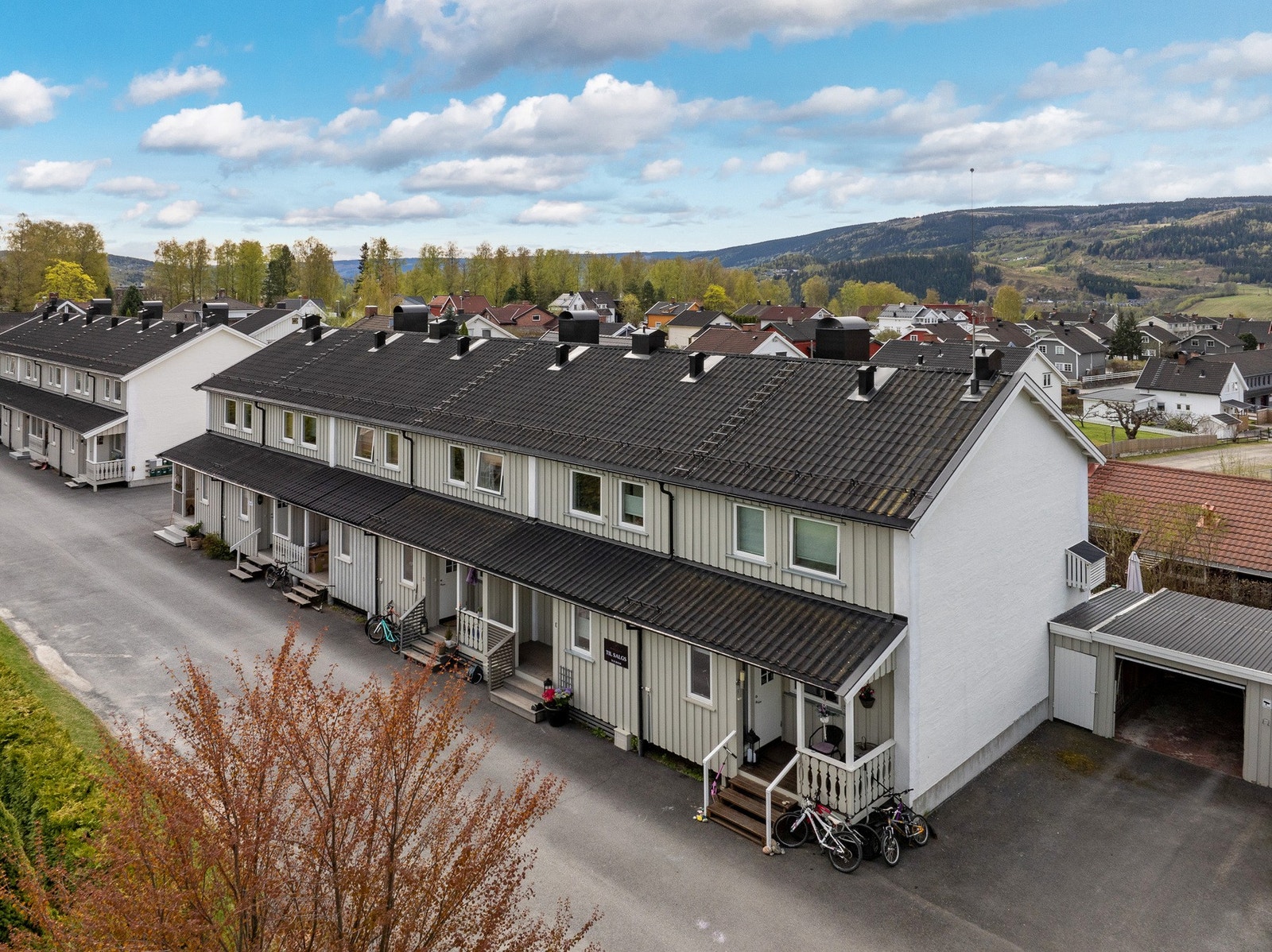 Sylling Borettslag består av 28 boenheter fordelt på flere rekkehus. Galleribilde