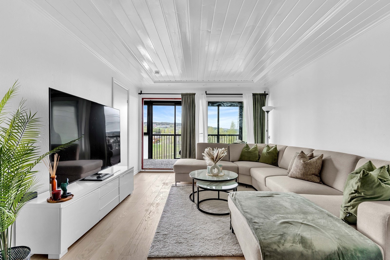 Velkommen til Alingsåsveien 21, presentert av Kenneth Andreassen i Nordvik Lillestrøm! Galleribilde