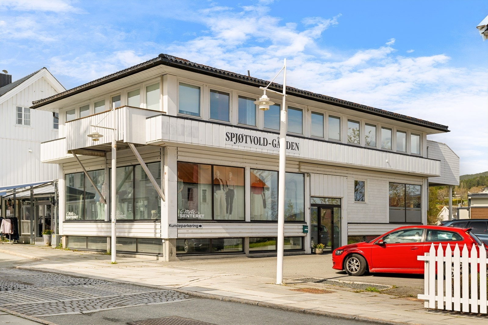 Ønsker deg velkommen til visning! Galleribilde