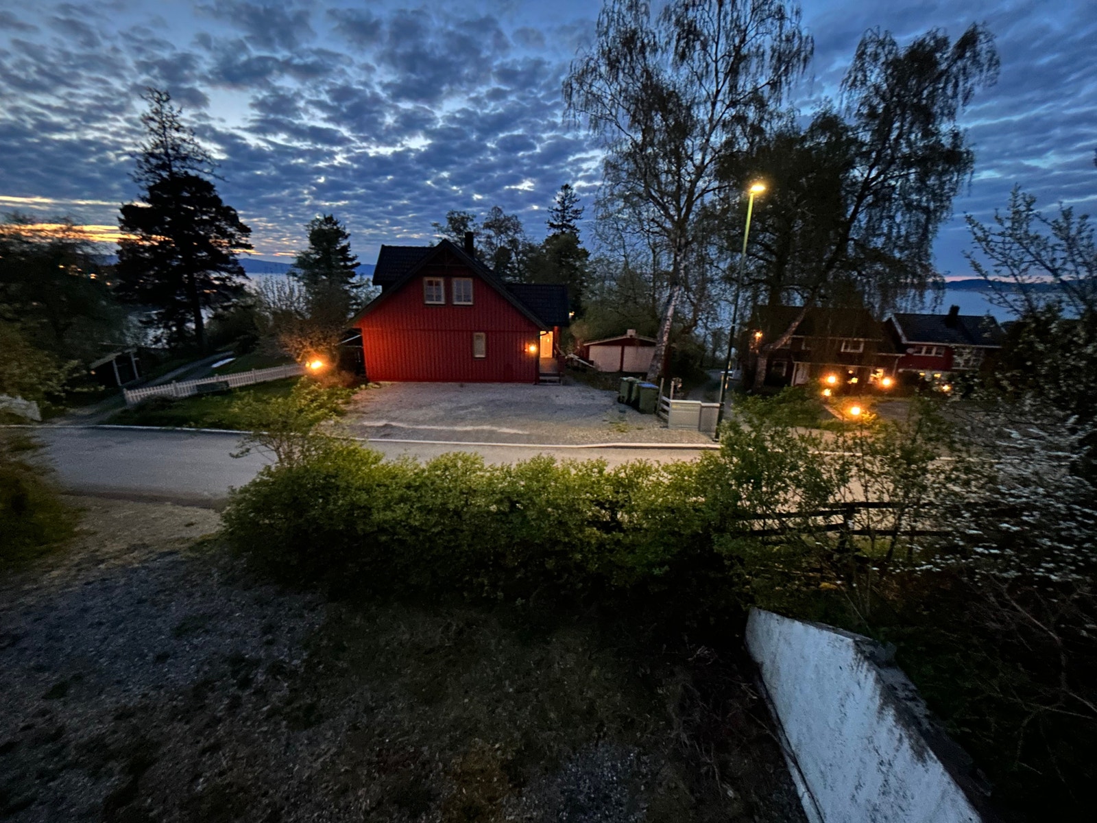 Kveldsstemning - tatt fra etasjen over Galleribilde