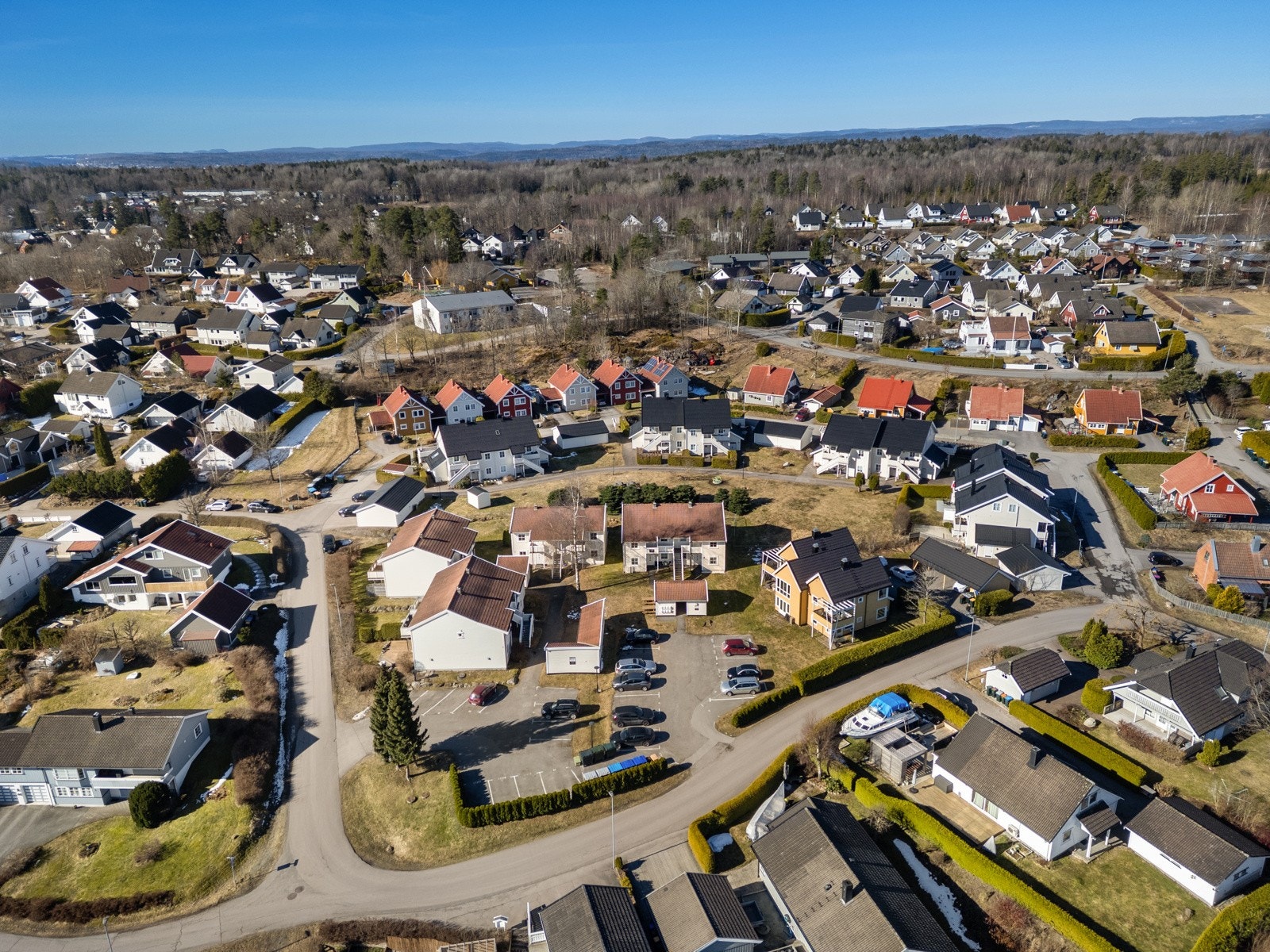Attraktivt område med kort vei til skog og natur Galleribilde