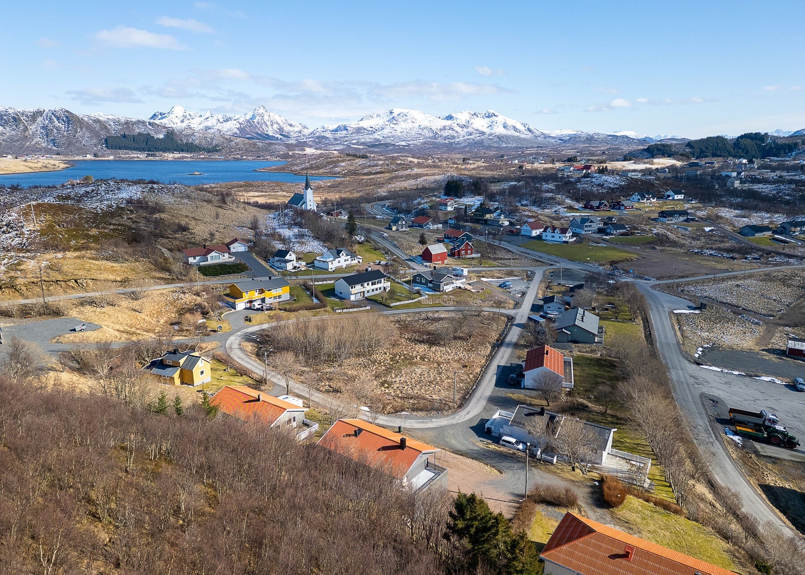 Eiendommen sett fra lufta Galleribilde