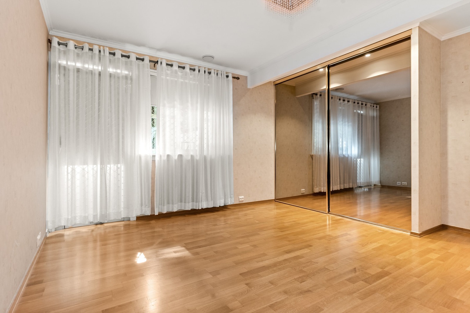 Hovedsoverom i første etasje Galleribilde