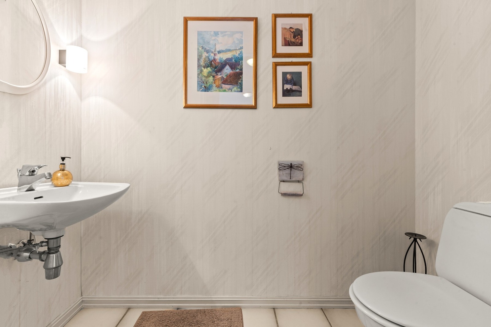 Toalettrom ifb med entré Galleribilde