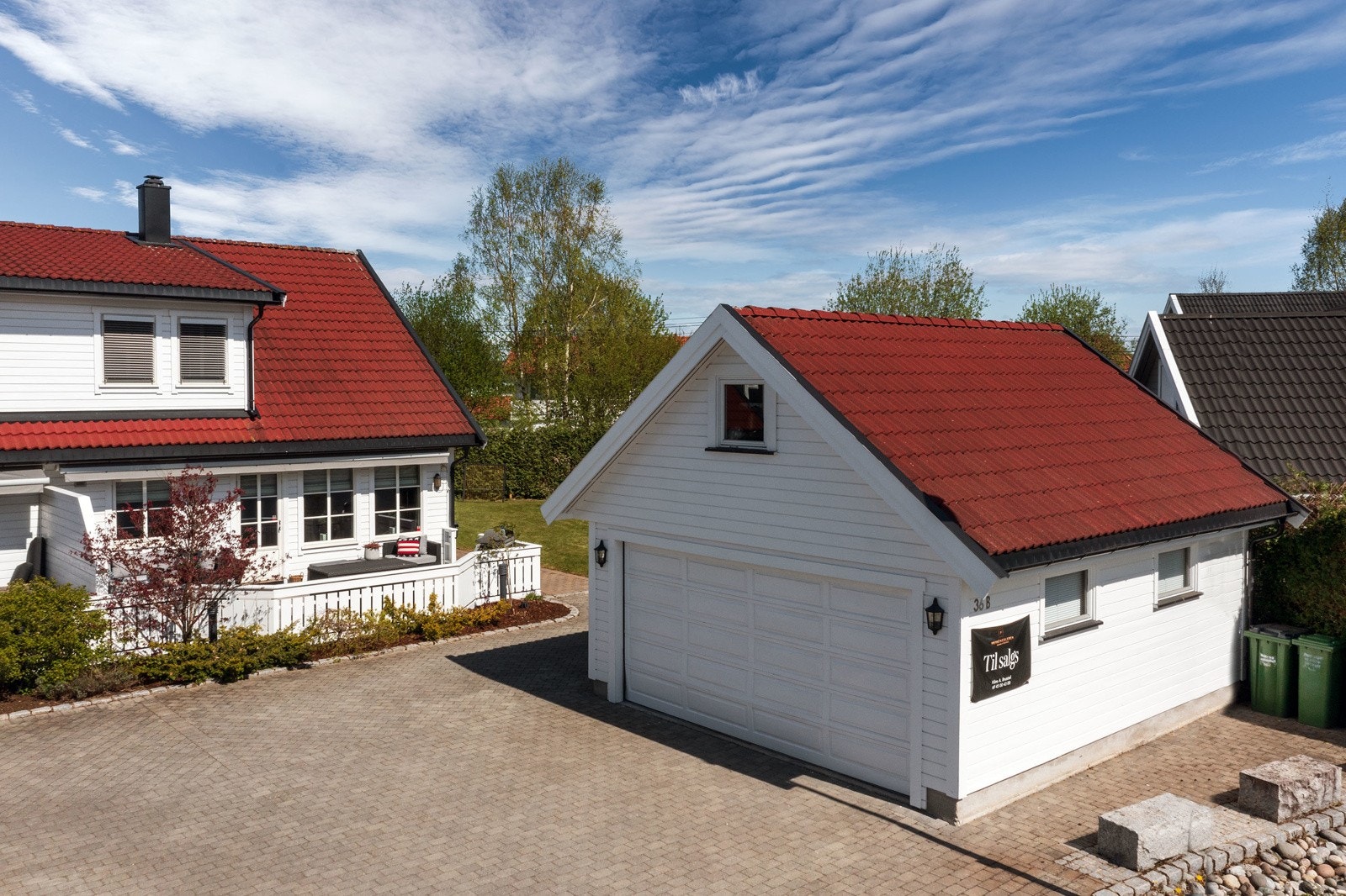 Dobbel garasje Galleribilde