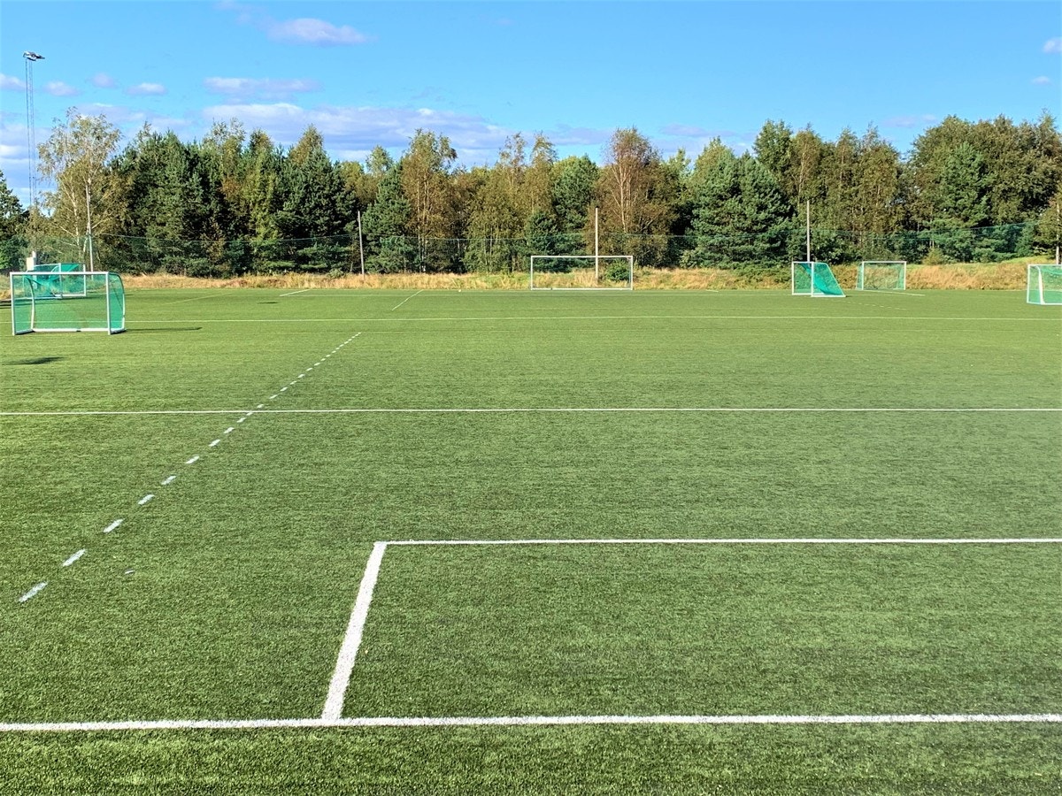 Fra den store fotballbanen (kunstgress) ved Hæstadsletta Galleribilde