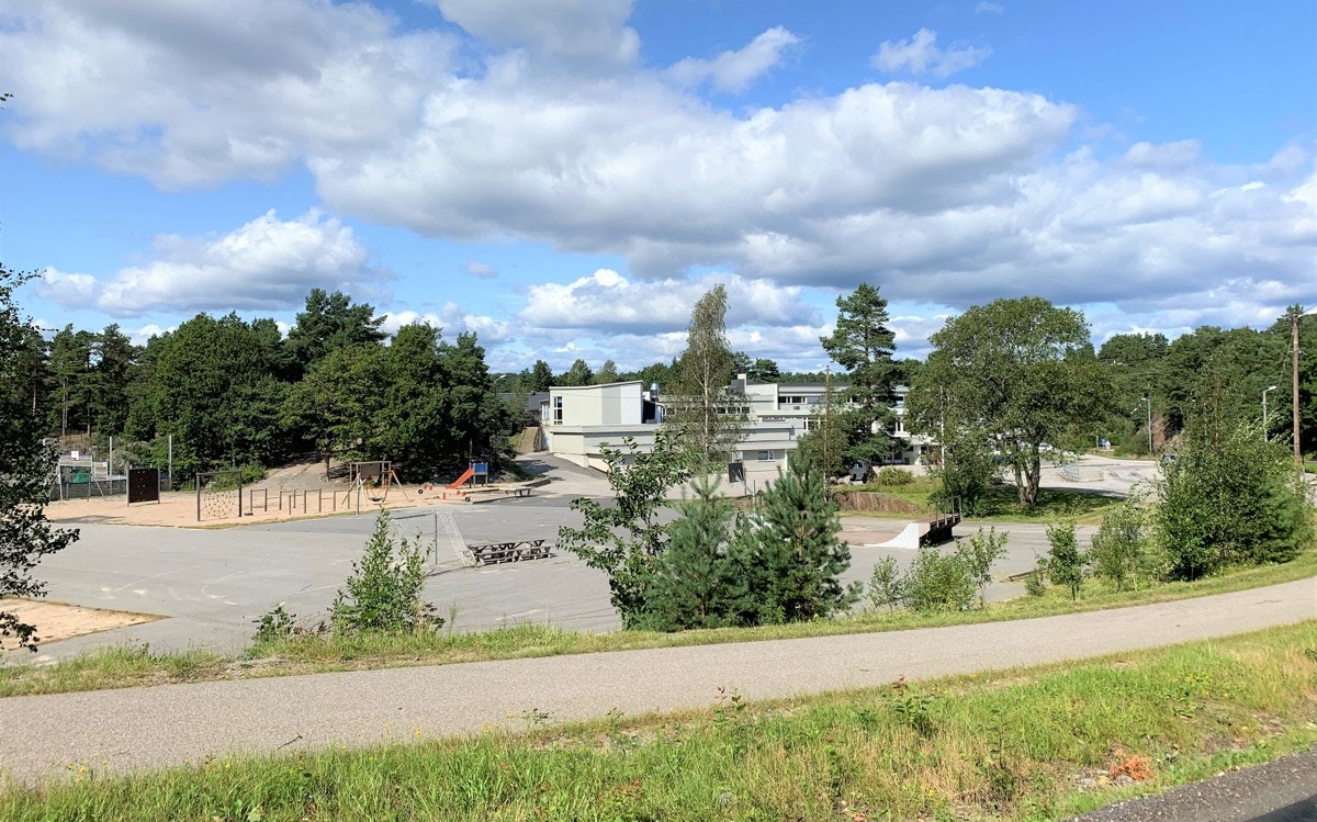 Kort avstand til Høvåg skole - trinn 1-10 Galleribilde
