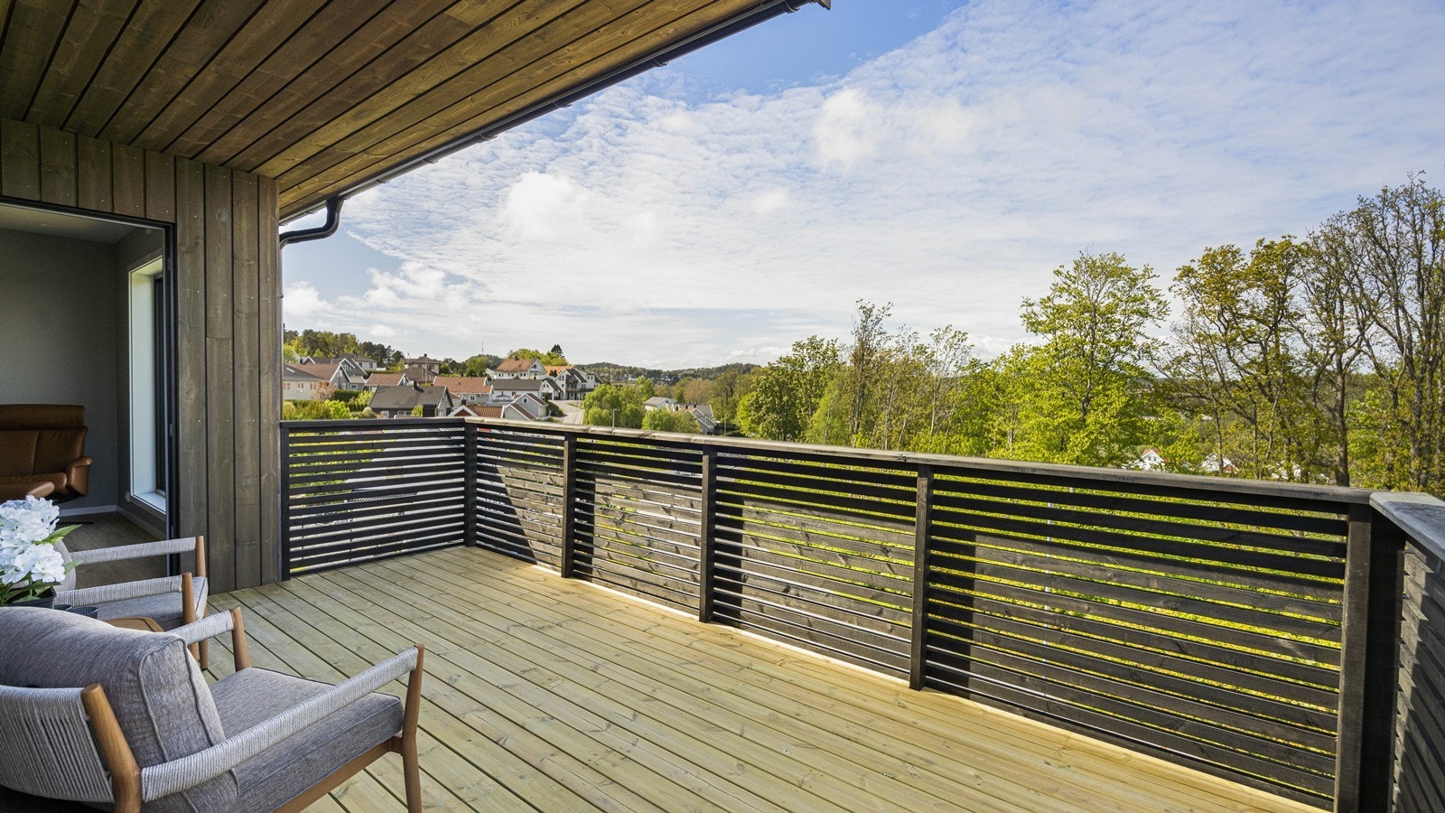 Usjenert med grønt utsyn Galleribilde